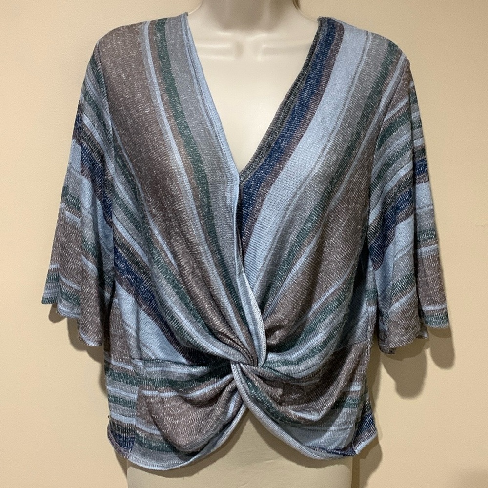 Knit top - Picture 1 of 8